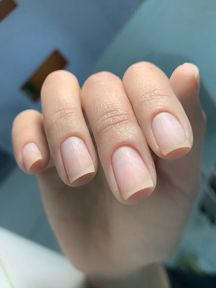 MANICURE